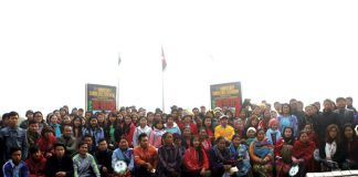 ရွမ္းျပည္ေျမာက္ပိုင္း ေကာင္းခါးေက်းရြာတြင္ အဓမၼက်င့္သတ္ျဖတ္ခံခဲ့ရသည့္ ေစတနာ့ဝန္ထမ္းေက်ာင္းဆရာမ ႏွစ္ဦးေသဆုံးမႈအမႈမွန္ေပၚေပါက္သည္႔အခ်ိန္ထိ လုပ္ေဆာင္ရန္ မိဘမ်ားက ေတာင္းဆို