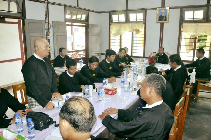 မိုးညင္း မိုးညင္းတရားသူႀကီး