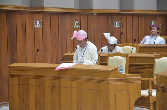 ကခ်င္ျပည္နယ္လူမႈေရးဝန္ႀကီး ေဒါက္တာသင္းလြင္