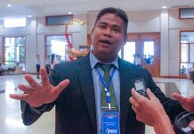 ရက္ခိုင့်တပ်မတော်မှ ဒုတိယစစ်ဦးစီးချုပ် ဒေါက်တာညိုထွန်းအောင်နှင့် တွေ့ဆုံမေးမြန်းခြင်း ရက္ခိုင့်တပ်မတော်မှ ဒုတိယစစ်ဦးစီးချုပ် ဒေါက်တာညိုထွန်းအောင်