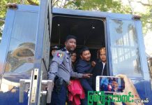 တပ်မတော်မှ ပုဒ်မ ၅၀၀ ဖြင့် တရားစွဲဆိုခံထားရသော ကချင် လူငယ်သုံးဦးကိုမြစ်ကြီးနားမြို့နယ် တရားရုံးမှ ထောင်ဒဏ် ၆လနှင့် ငွေဒဏ် ၅သိန်း ချမှတ်