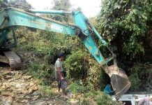 ဘုရားဖူးယာဉ်တိမ်းမှောက် ကလေးငယ် တစ်ဦးသေဆုံး