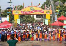 ကိုရိုနာဗိုင်းရပ်စ် ကာကွယ်ရေးအတွက် သင်္ကြန်မဏ္ဍပ်များ ဆောက်လုပ်မည်မဟုတ် မြစ်ကြီးနားသင်္ကြန်