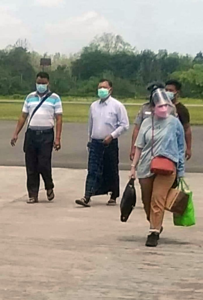 ဒေါက်တာMကောန်လ