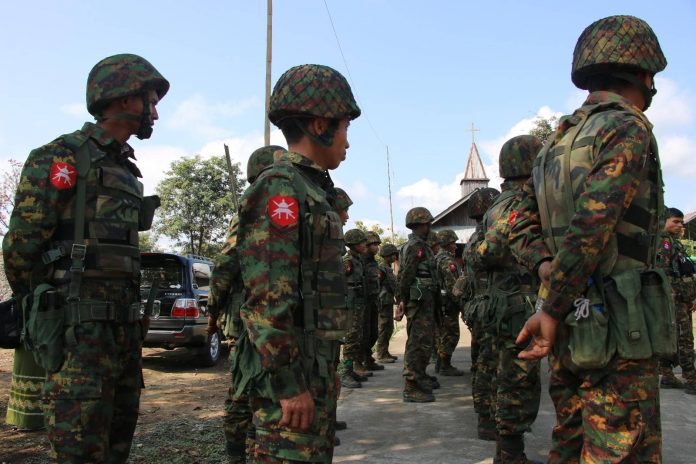 စစ်ကောင်စီတပ်သားများ