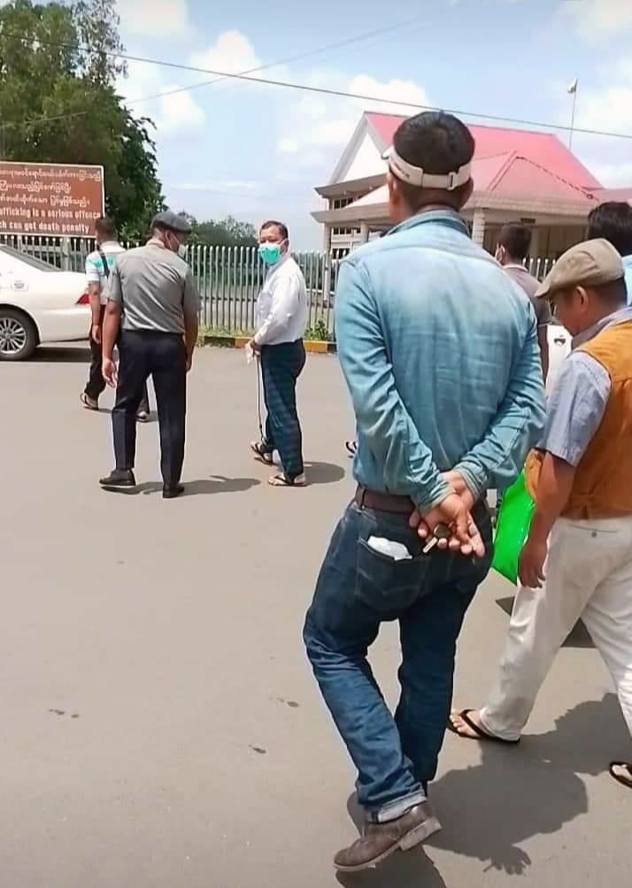 ဒေါက်တာMကောန်လ