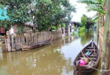 ဗန်းမော်မြို့က ရေဘေးသင့်ပြည်သူများ သောက်ရေသန့်နှင့် ဆေးဝါးများလိုအပ်နေ။ ဗန်းမော်ရေကြီး
