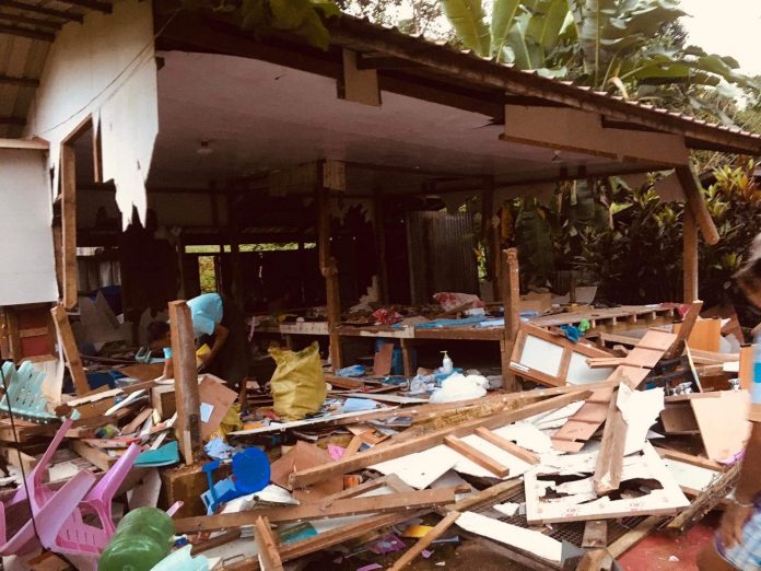 အောင်ဟိန်းမင်း-အိမ်ဖျက်ဆီး အောင်ဟိန်းမင်း-အိမ်ဖျက်ဆီး