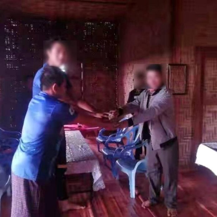 စစ်ကောင်စီတပသား pdf ထံအလင်းဝင်