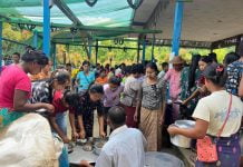 ဆယ်ဇင်းကျေးရွာမှ ဟောင်ပါးနှင့် တာမခံကျေးရွာဘက်သို့ စစ်ရှောင်လာသူ ၂၀၀၀ နီးပါးရှိ၊ အစားသောက်နှင့် ဆေးဝါးများလိုအပ်နေ ဆယ်ဇင်းကျေးရွာမှ ဟောင်ပါးနှင့် တာမခံကျေးရွာဘက် စစ်ရှောင်လာသူများ
