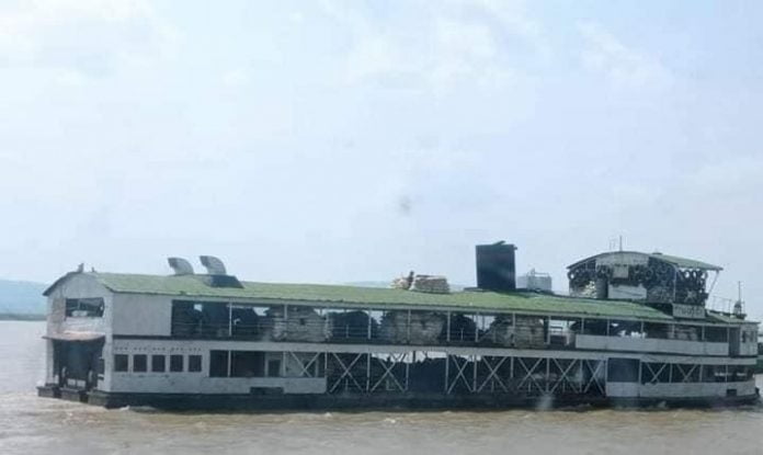 လက်နက်ခဲယမ်းတင်ဆောင်သင်္ဘော (၆)စီး မန္တလေးဘက်မှ ဆန်တက်လာ စစ်ကောင်စီ၏ လက်နက်ခဲယမ်းနှင့် ရိက္ခာများ တင်ဆောင်လာသည့် သင်္ဘော (၆)စီး မန္တလေးဘက်မှ ဆန်တက်လာ