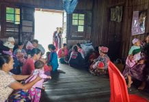 တိုက်ပွဲကြားက ကိုယ်ဝန်ဆောင်နဲ့ မီးဖွားခါစ မိခင်တွေရဲ့ ဘဝ တိုက်ပွဲကြားက ကိုယ်ဝန်ဆောင်နဲ့ မီးဖွားခါစ မိခင်တွေရဲ့ ဘဝ