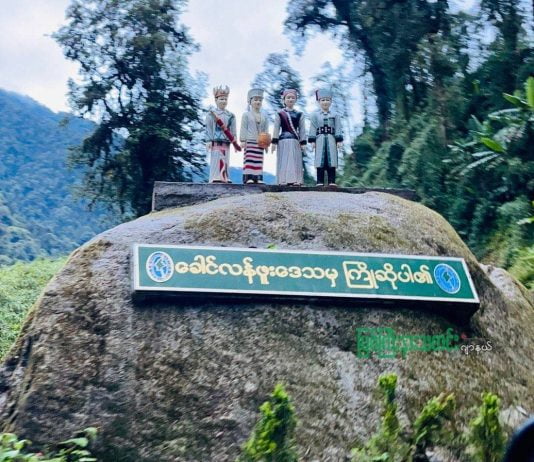 ထမ်းစင်အသုံးပြု ဆေးကုသနေရတဲ့ မြန်မာပြည်မြောက်ဖျားပိုင်း ရေခဲတောင်ဒေသက ဘဝများ ခေါင်လန်ဖူး-ပူတာအို