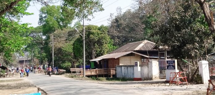 မိုးကောင်းမြို့ထွေအုပ်နှင့် ဥပဒေရုံးအနီးဗုံးကွဲ