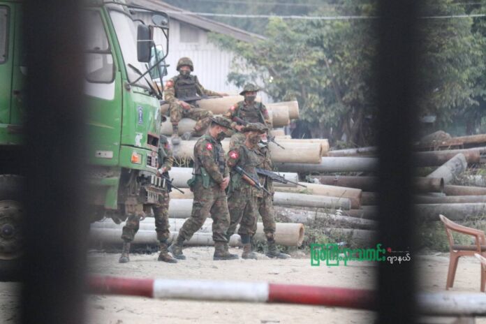 တနိုင်းတုံချောင်းတံတားထိပ် စစ်ဆေး