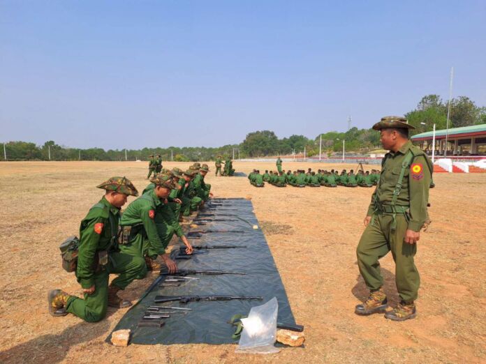 စစ်မှုထမ်း