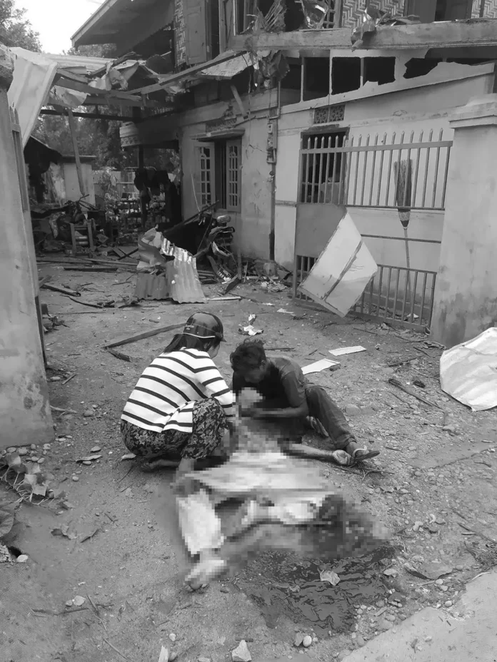 ပမ္မတီးရပ်ကွက် မှာ လက်နက်ကြီးကျည် ကျရောက်ပေါက်ကွဲ