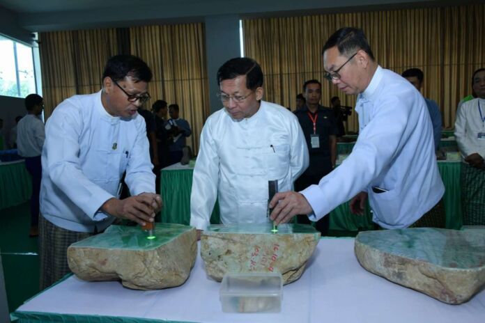 ၂၀၂၃ ခုနှစ်၊ နှစ်လယ် မြန်မာ့ကျောက်မျက်ရတနာပြပွဲ
