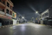 တိုက်ပွဲဖြစ်ပွားရာ ဗန်းမော်မြို့က နေအိမ်တွေအတွင်း အုပ်စုဖွဲ့ခိုးယူဖျက်ဆီးတာတွေ ပြုလုပ်နေ