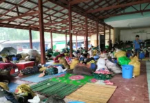ရေဘေးတိမ်းရှောင်နေရတဲ့ လဘန်နဲ့ နောင်းချိန်းကျေးရွာက လူဦးရေ(ဒေသခံနဲ့ စစ်ရှောင်စုစုပေါင်း) ၁,၀၀၀ ကျော်အတွက် အစားအသောက်နဲ့ရေသန့်တွေ လိုအပ်နေ နောင်းချိန်းစစ်ရှောင်စခန်း