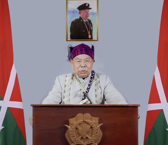 စစ်ရေးအခြေအနေတွေ အဆုံးသတ်လှပနိုင်ဖို့ဟာ နိုင်ငံရေးနည်းလမ်းနဲ့ ဆွေးနွေးတိုင်ပင်ခြင်း ဖြစ်တယ်လို့ KIO/KIA ဥက္ကဌပြော၊ ရွေးကောက်ပွဲအတွက်လည်း စိုးရိမ်ဟုဆို ဗိုလ်ချုပ်ကြီး အင်ဘန်လ