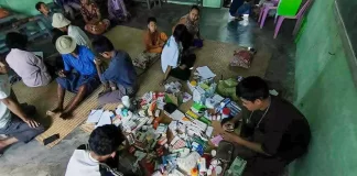 အခြေခံကျန်းမာရေးစောင့်ရှောက်မှု အခက်အခဲတွေနဲ့ ရင်ဆိုင်ရနေတဲ့ စစ်ဘေးရှောင်ပြည်သူတွေ