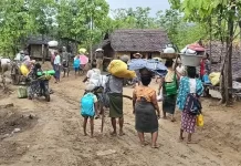 မြန်မာနိုင်ငံမှာ အဓမ္မနေရပ်စွန့်ခွာရသူ ၅ ဒဿမ ၃ သန်းရှိနေတယ်လို့ UNHCR ပြော