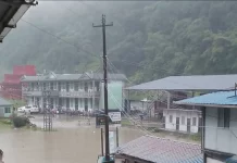 ကန်ပိုက်တီမြို့မှာ ရေကြီးနေသလို ကုန်သွယ်ရေးလမ်းတွေမှာလည်း မြေပြိုမှုတွေဆက်တိုက်ဖြစ်နေ ကန်ပိုက်တီမြို့ ရေကြီး