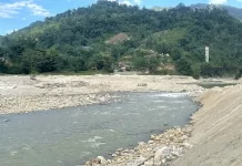 ချီဖွေမြို့အနီး သဲကျောက်တူးဖော်ရေးကြောင်းပြ ရွှေတူးဖော်နေမှုကို အမြန်ဆုံးရပ်တန့်ပေးဖို့ ဒေသခံတွေတောင်းဆို
